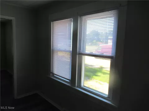 1053 Eaglewood Dr, Willoughby, OH 44094 photo 8