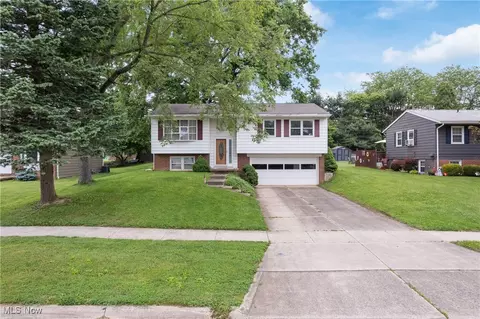 923 Mindy Ln, Wooster, OH 44691