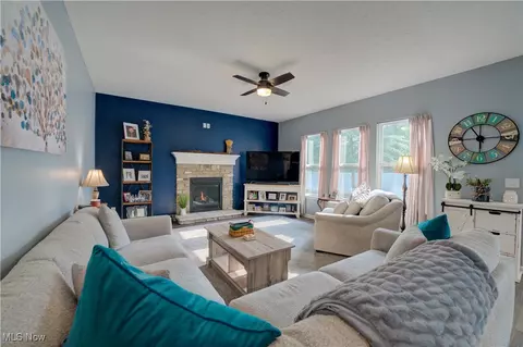 Living - 105 W Spring Dr, Elyria, OH 44035 photo 2 of 2