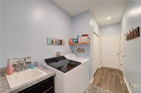 Other - 105 W Spring Dr, Elyria, OH 44035 photo 3 of 6