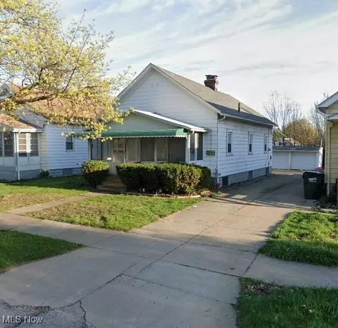 43 Forbes Rd, Bedford, OH 44146