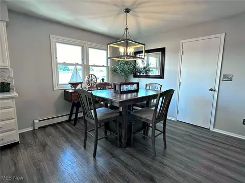 Dining - 7374 Eisenhower Dr #5, Boardman, OH 44512 photo 1 of 1