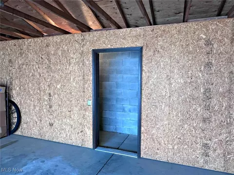 Other - 7374 Eisenhower Dr #5, Boardman, OH 44512 photo 6 of 8