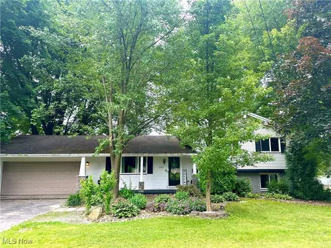 4240 S Ridge Rd E, Geneva, OH 44041