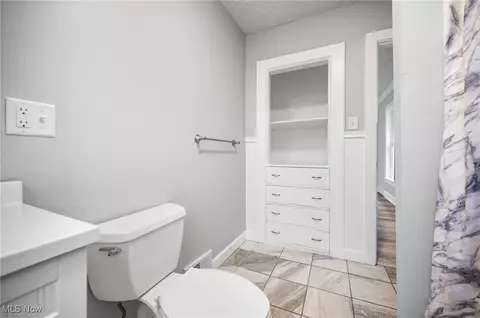 Bath - 301 Pennsylvania Ave, Ashtabula, OH 44004 photo 1 of 3