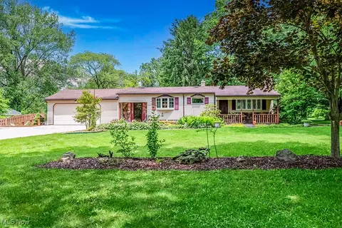 349 Johnson Plank Rd NE, Warren, OH 44481