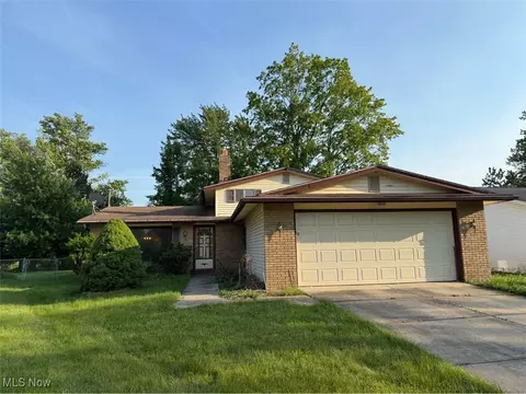 25450 Ronan Rd, Bedford Heights, OH 44146