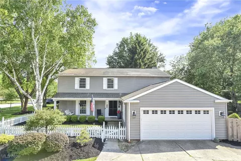 552 Marvis Dr, Bay Village, OH 44140