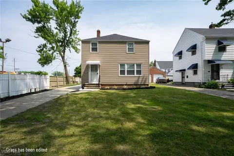 16511 Talford Ave, Cleveland, OH 44128