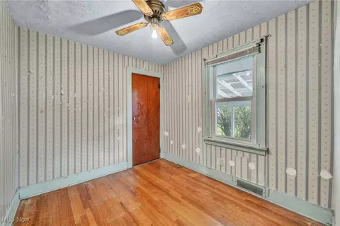 654 Van Everett Ave, Akron, OH 44306 photo 15