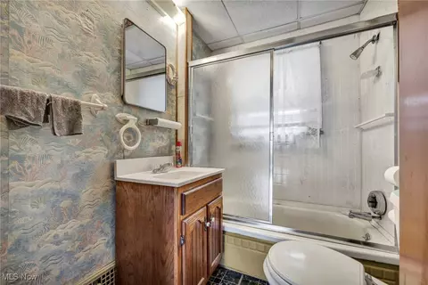 654 Van Everett Ave, Akron, OH 44306 photo 14