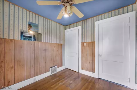 654 Van Everett Ave, Akron, OH 44306 photo 18