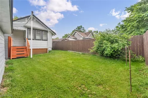 654 Van Everett Ave, Akron, OH 44306 photo 29