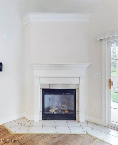 44 Gullybrook Ln, Willoughby, OH 44094 photo 11