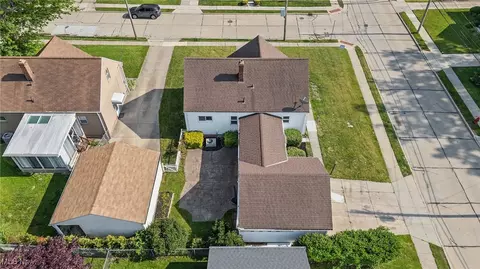 View/Area - 30031 Thomas St, Willowick, OH 44095 photo 6 of 7