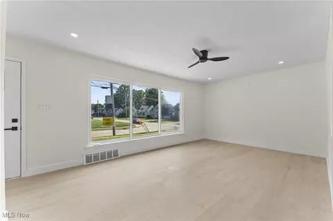 Living - 30031 Thomas St, Willowick, OH 44095 photo 1 of 2