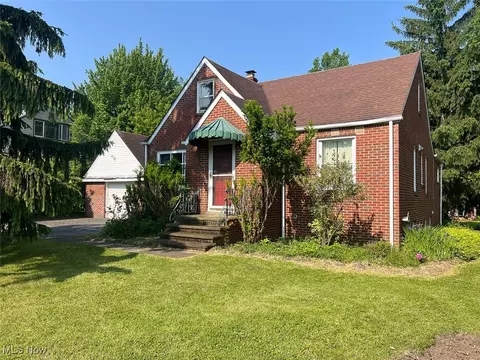 164 Richmond Rd, Richmond Heights, OH 44143