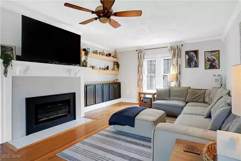 685 Ecton Rd, Akron, OH 44303 photo 2