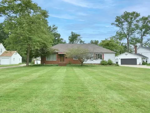 35545 Roberts Rd, Eastlake, OH 44095