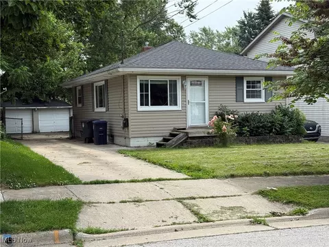 485 Sieber Ave, Akron, OH 44312