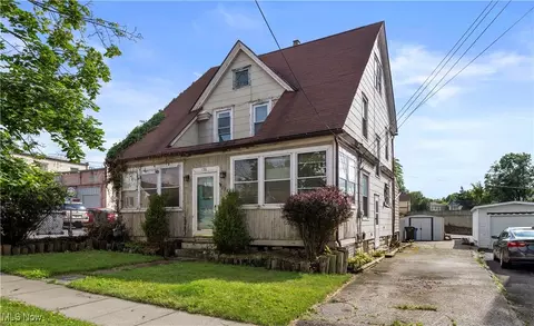 136 Lincoln St, Amherst, OH 44001