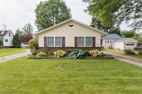 20683 Belvidere Ave, Fairview Park, OH 44126