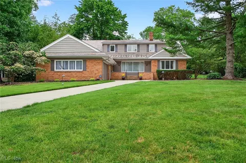21349 Shelburne, Shaker Heights, OH 44122
