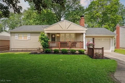 7014 Trenholm Rd, Boardman, OH 44512