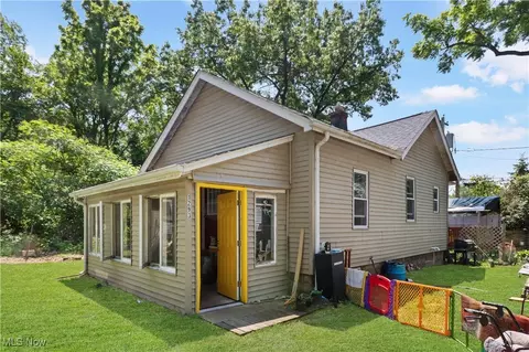 1293 W Jackson St, Painesville, OH 44077