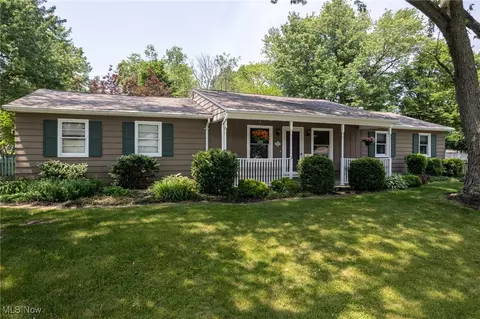 1220 Eastbrook Dr, Ashland, OH 44805
