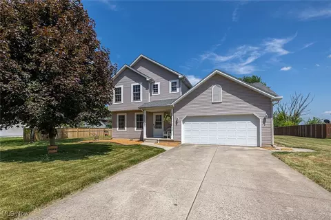 408 Forest St, Lagrange, OH 44050