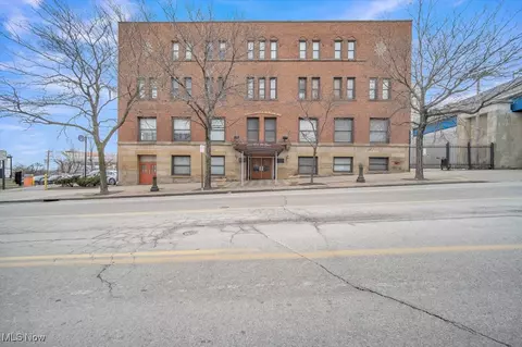 1133 W 9th St #313, Cleveland, OH 44113