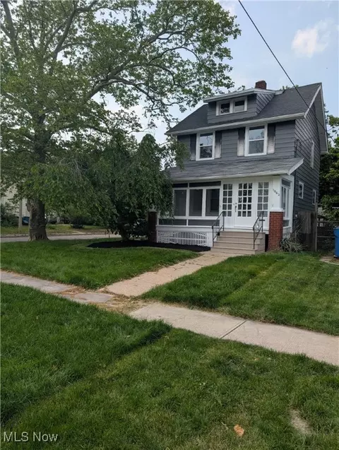 1062 W 11th St, Lorain, OH 44052