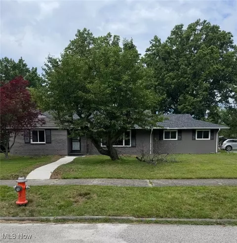 3125 Eastwick Dr, Cleveland Heights, OH 44118
