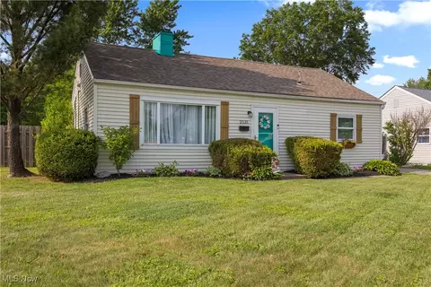 Exterior - 2531 E 39th St, Lorain, OH 44055 photo 3 of 9