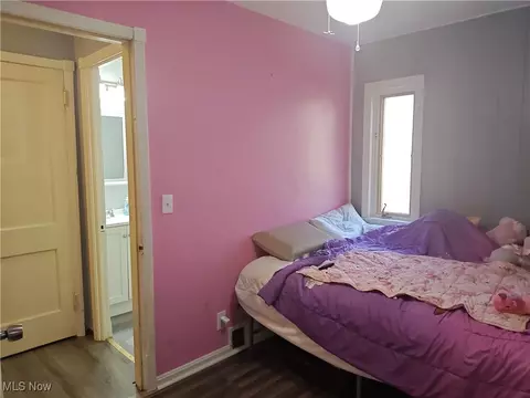 Bedroom - 3211 Latimer Ave, Ashtabula, OH 44004 photo 2 of 5