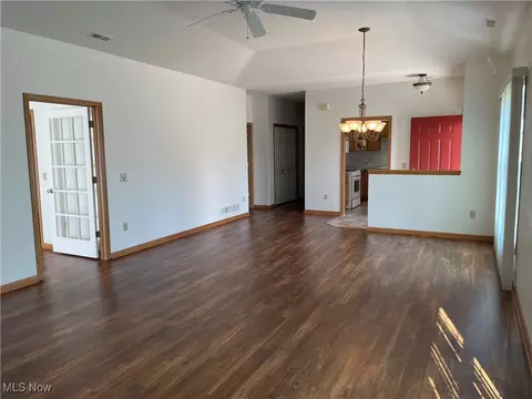 7006 Knight Ave NW, Canton, OH 44708 photo 5