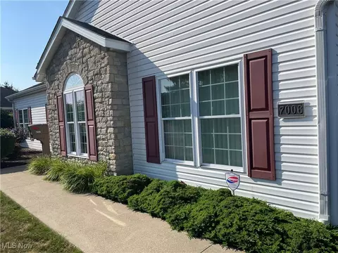 7006 Knight Ave NW, Canton, OH 44708 photo 2
