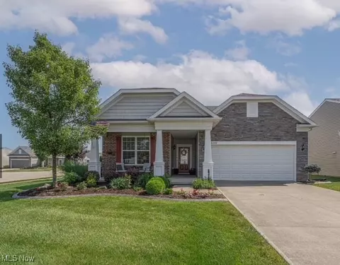 37998 Dakota Dr, North Ridgeville, OH 44039
