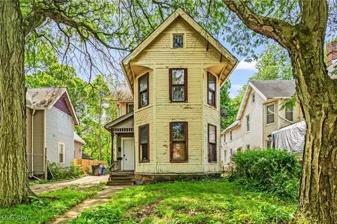 6202 Dibble Ave, Cleveland, OH 44103