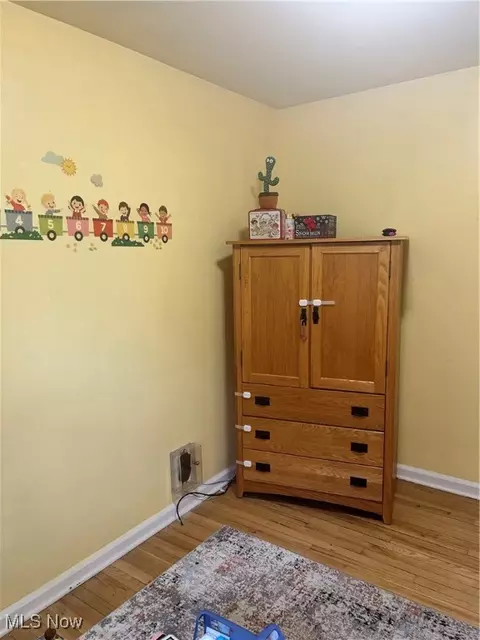 Bedroom - 7438 Westview Dr, Youngstown, OH 44512 photo 4 of 6