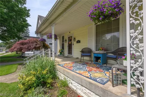 Exterior - 815 N Walnut St, Dover, OH 44622 photo 1 of 9