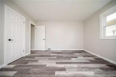 595 Elm St, Struthers, OH 44471 photo 20