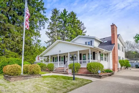 509 9th St NW, North Canton, OH 44720