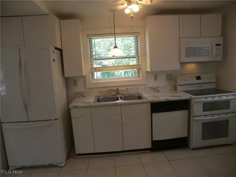 Kitchen - 24 E 220th St E, Euclid, OH 44123 photo 1 of 1