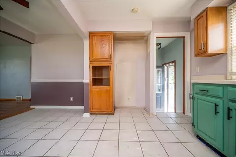 135 Renee Dr, Struthers, OH 44471 photo 16