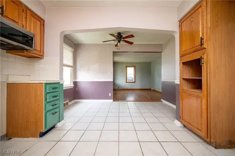 135 Renee Dr, Struthers, OH 44471 photo 18
