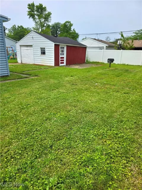 310 Pasadena Ave, Elyria, OH 44035 photo 36
