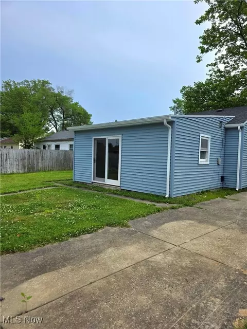 310 Pasadena Ave, Elyria, OH 44035 photo 30