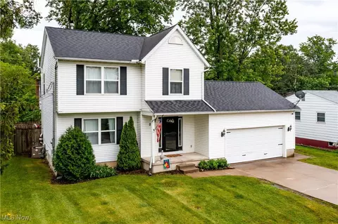 261 Mornington Rd, Vermilion, OH 44089